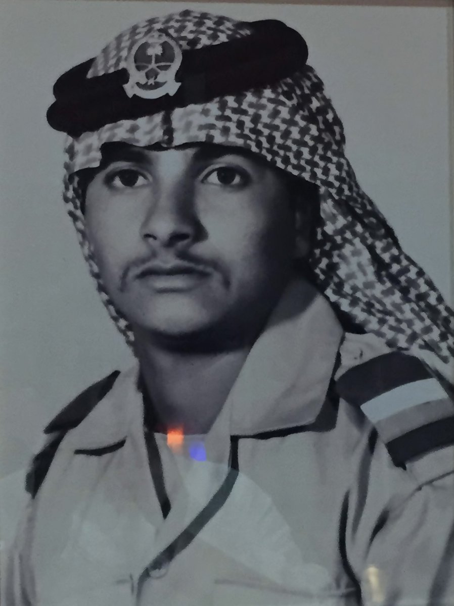Hrws1374's tweet photo. اللواء الركن / موسى بن سعيد الأسمري 
دفعة 15 مدارس الحرس الوطني العسكرية https://t.co/wxpH0DRz2c