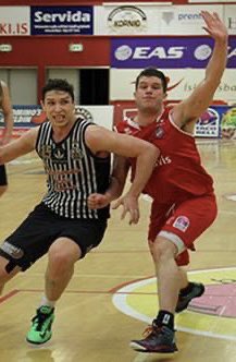 Hér má sjá tvær KR geitur