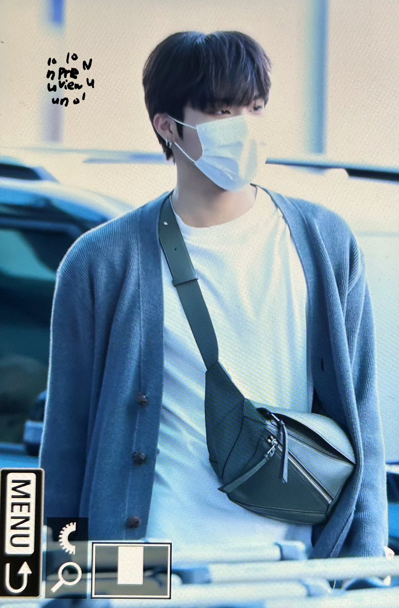 10nu_0928's tweet photo. 230519 ICN
필승가디건 https://t.co/pYKPvTFoMS