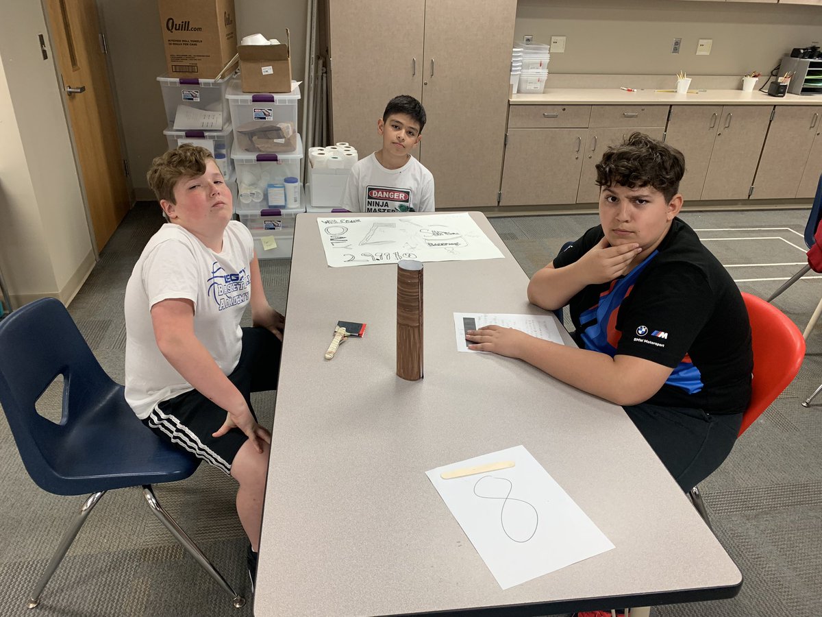 MrKerkhoff_BCS's tweet photo. These Broncos recently had the opportunity to “sell” their ultimate survival backpacks, spotlighting their newly invented tool for the backpacks. #SignOfTheBeaver https://t.co/tx4EgMvv5A