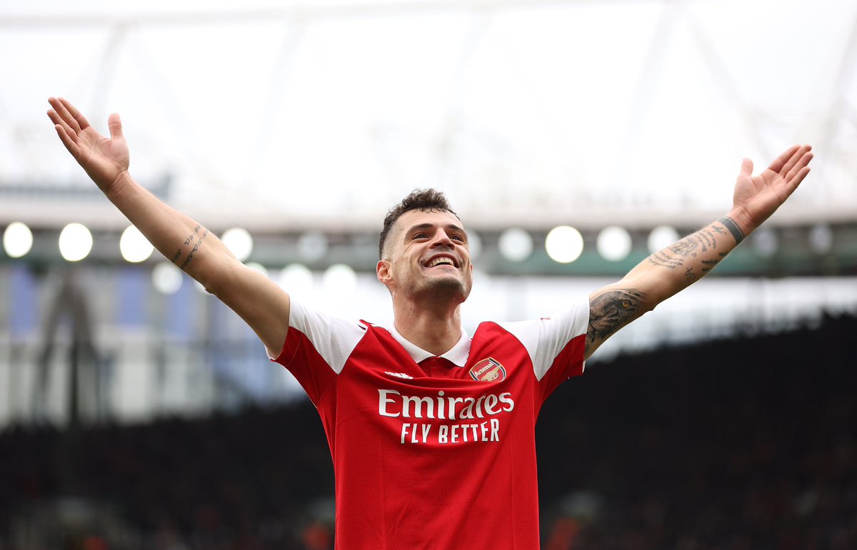 No Borussia Dortmund or any other club in the race for Granit Xhaka at this stage. It’s only Bayer Leverkusen — and deal is very, very advanced. 🚨⚪️ #AFC

The agreement between Arsenal and Leverkusen is at final stages for €15m fee — waiting on next steps to get it done.