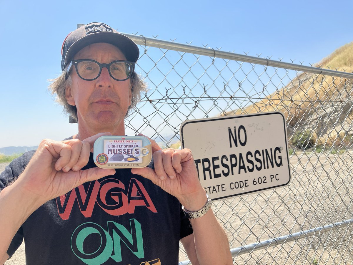 Kit Boss tweet media