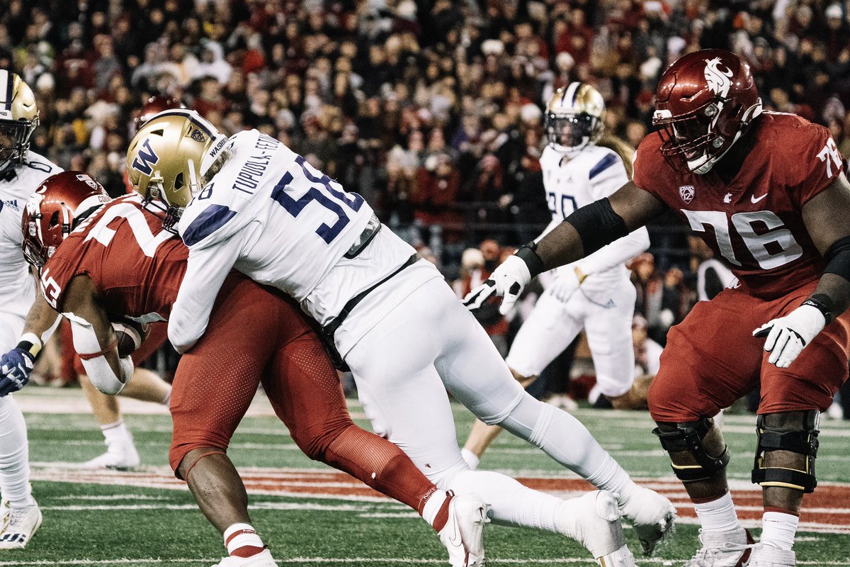 UW_Football's tweet photo. Dawg D back & ready for more 🍽️ https://t.co/UUahvBzSiY