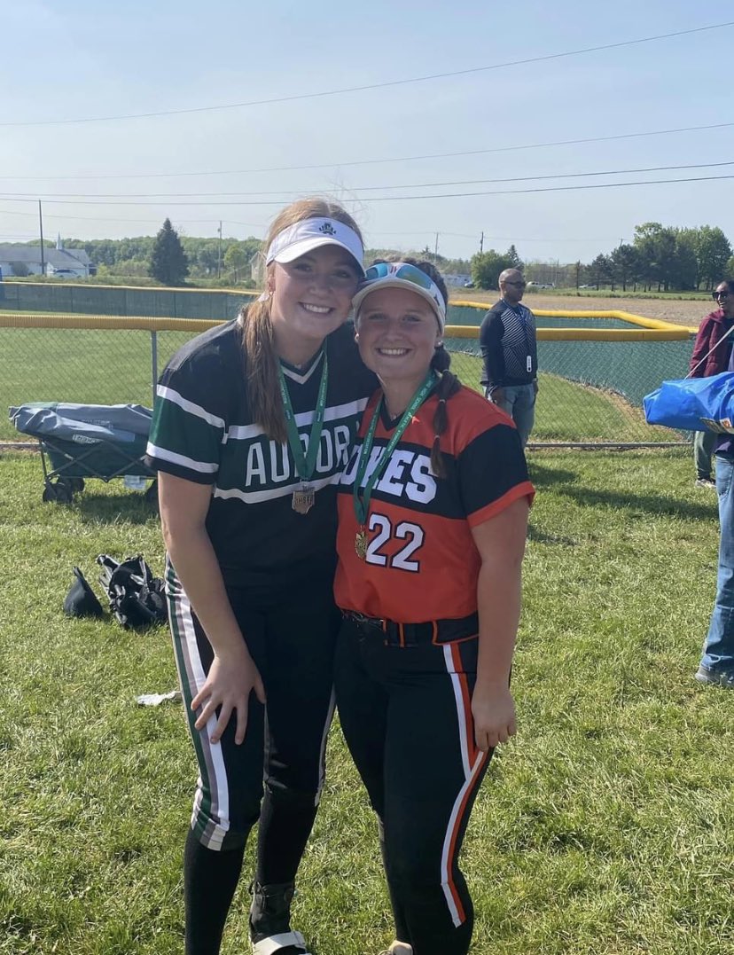 audreyym27's tweet photo. DISTRICT CHAMPS!!🧡 so proud of this team! @mckennahm2024 great game! https://t.co/c6t5iBH7K1
