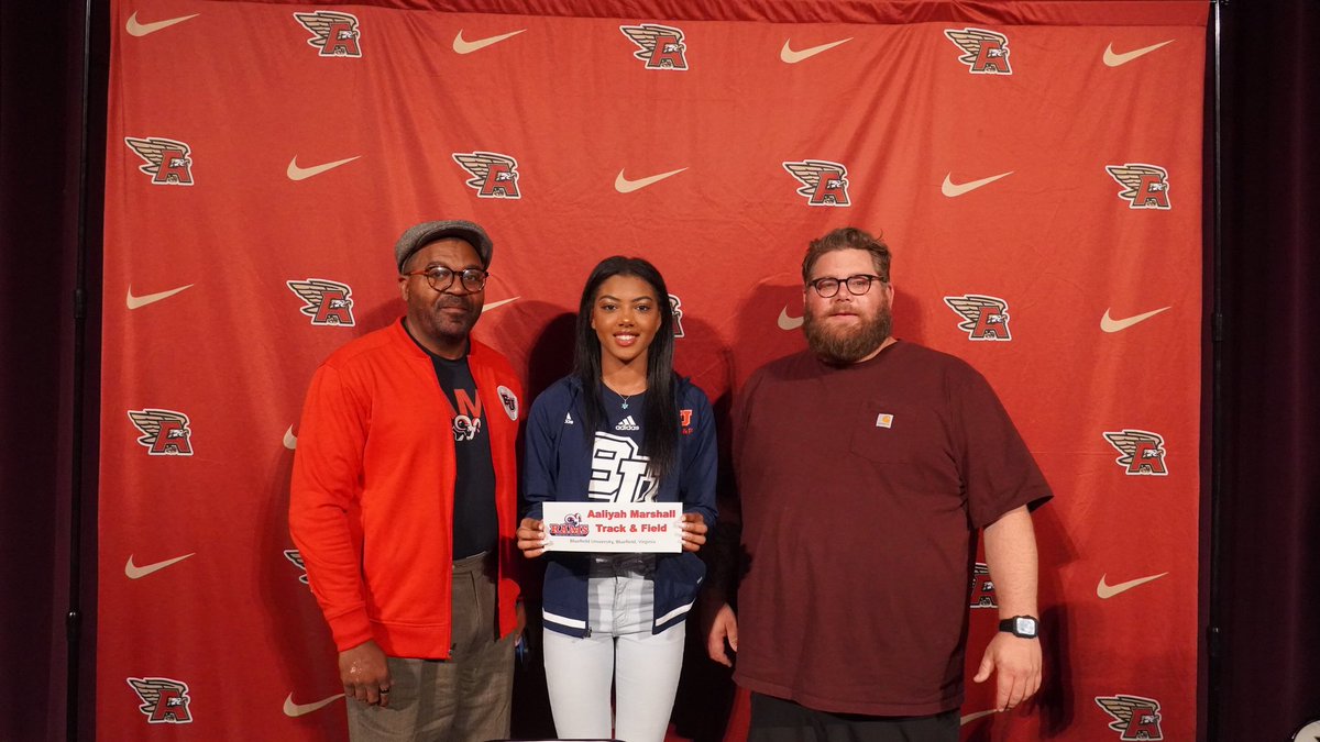 Ashley_Track's tweet photo. Congratulations to Aaliyah Marshall on signing with @BlfdState track and field today. https://t.co/SCe1S9w6oH