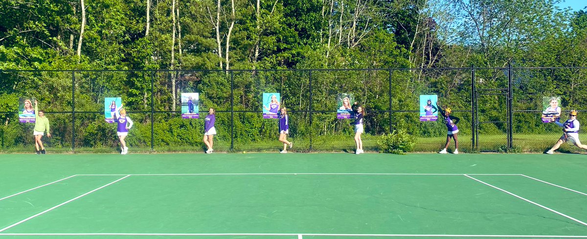 Senior Game yesterday! Going to miss this fun crew 🎾 💜