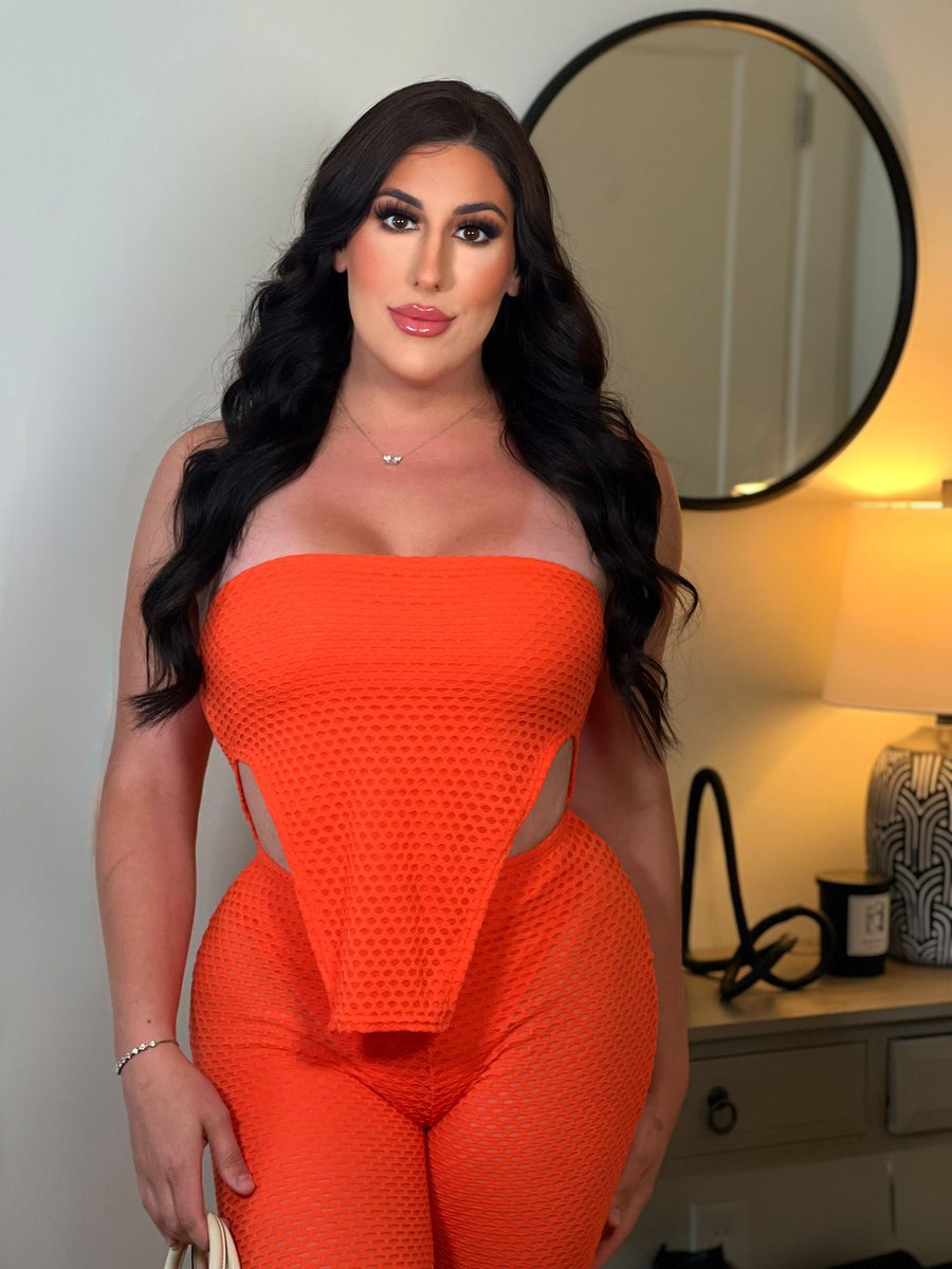 Brandy 😝 on Twitter: "🍊💋"