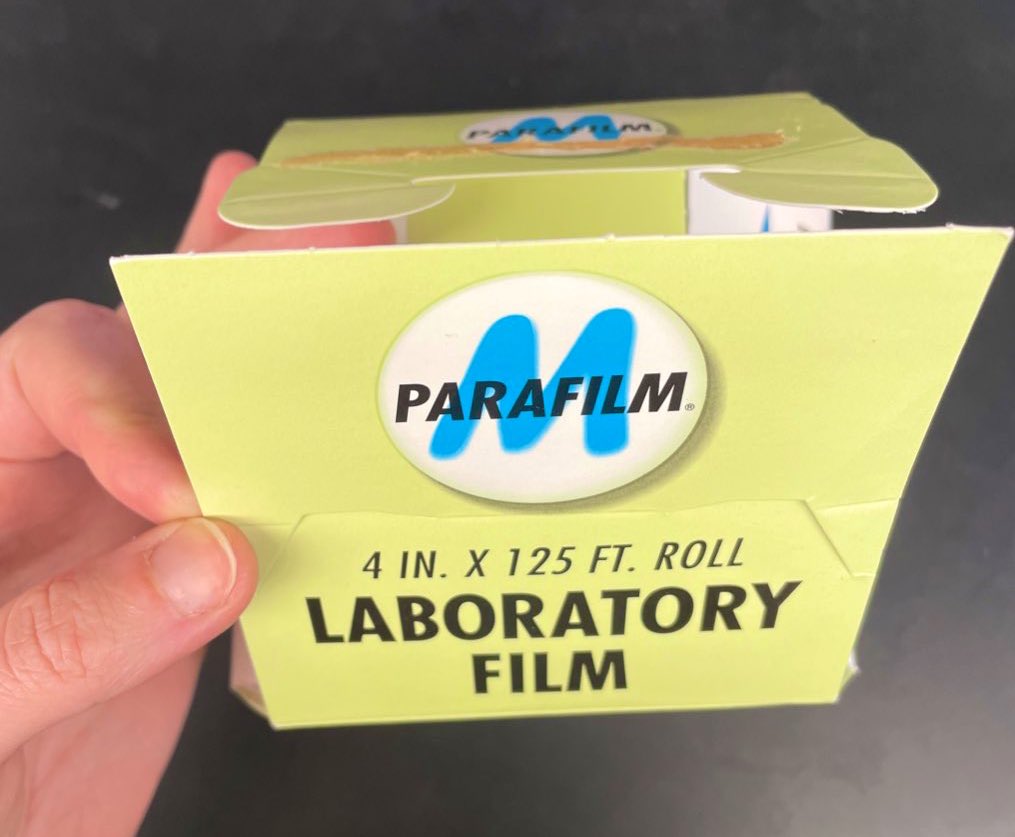 gaattagca's tweet photo. For the first time in my scientific life, I opened a brand new parafilm box!
it was exciting! like once in a life time moment 😄 #postdoclife #postdocvibes #lifeinscience #funinscience #parafilm https://t.co/g57gO2KVrj