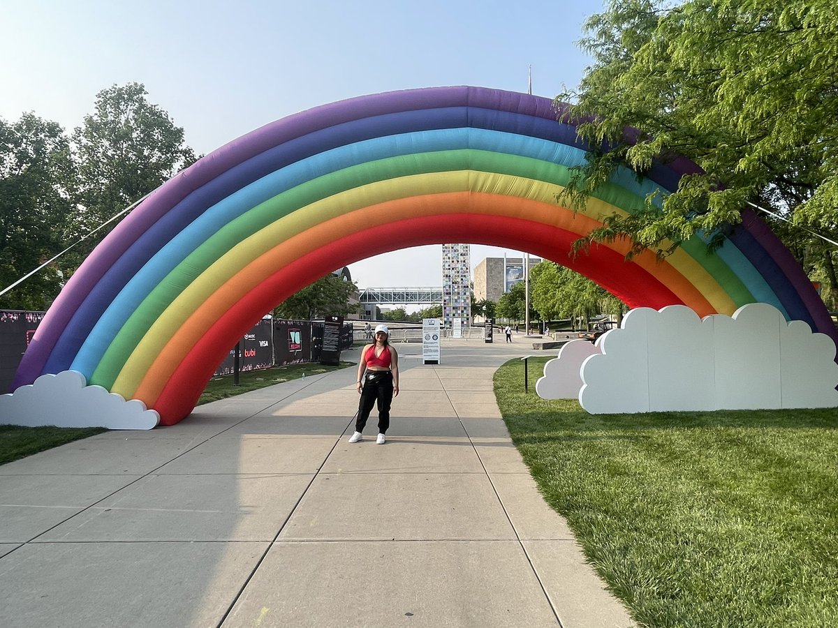 Don't be afraid of color. #Veecon2023