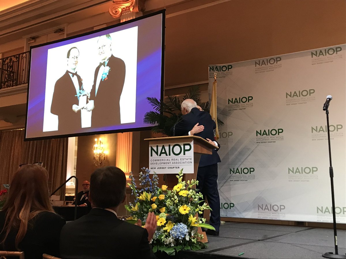 naiopnj's tweet image. #NAIOPNJ CEO Mike McGuinness, who will retire in July, is recognized for 26+ years of visionary leadership.

#NAIOP #NJCRE #CRE #RealEstate #RealEstateNJ