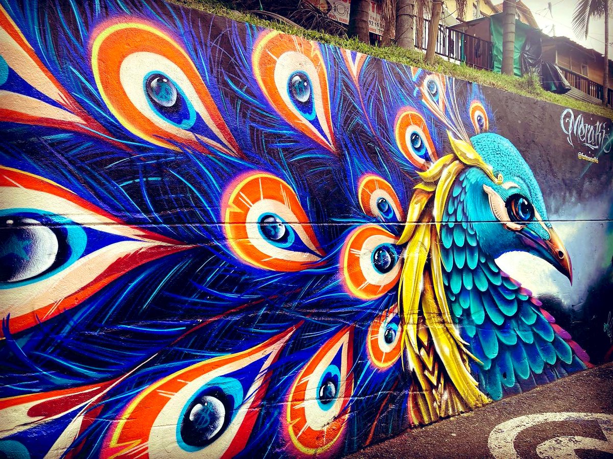 lyosapp's tweet photo. Communa 13 Medellín 🇨🇴 #communa13 #medellin #colombia #streetart #graffiti #backpacker #backpackingsouthamerica #nomad #digitalnomad #mochileros #travel #travelphotography #travelblogger #lyos #liveyourownstory https://t.co/y7MP3rPg76