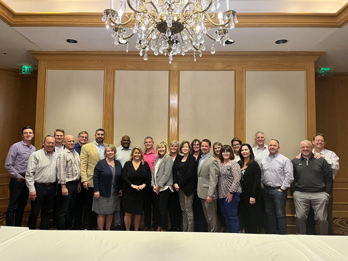 WilliardLaura's tweet photo. Great several days with @aahomecare payer relations council!  Tons of great work coming from this group! https://t.co/YQByE5ACEv