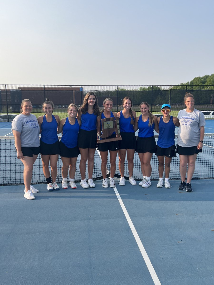 CvilleAD's tweet image. Congrats to our tennis team on their sectional championship tonight with a 4-1 victory over North Montgomery.