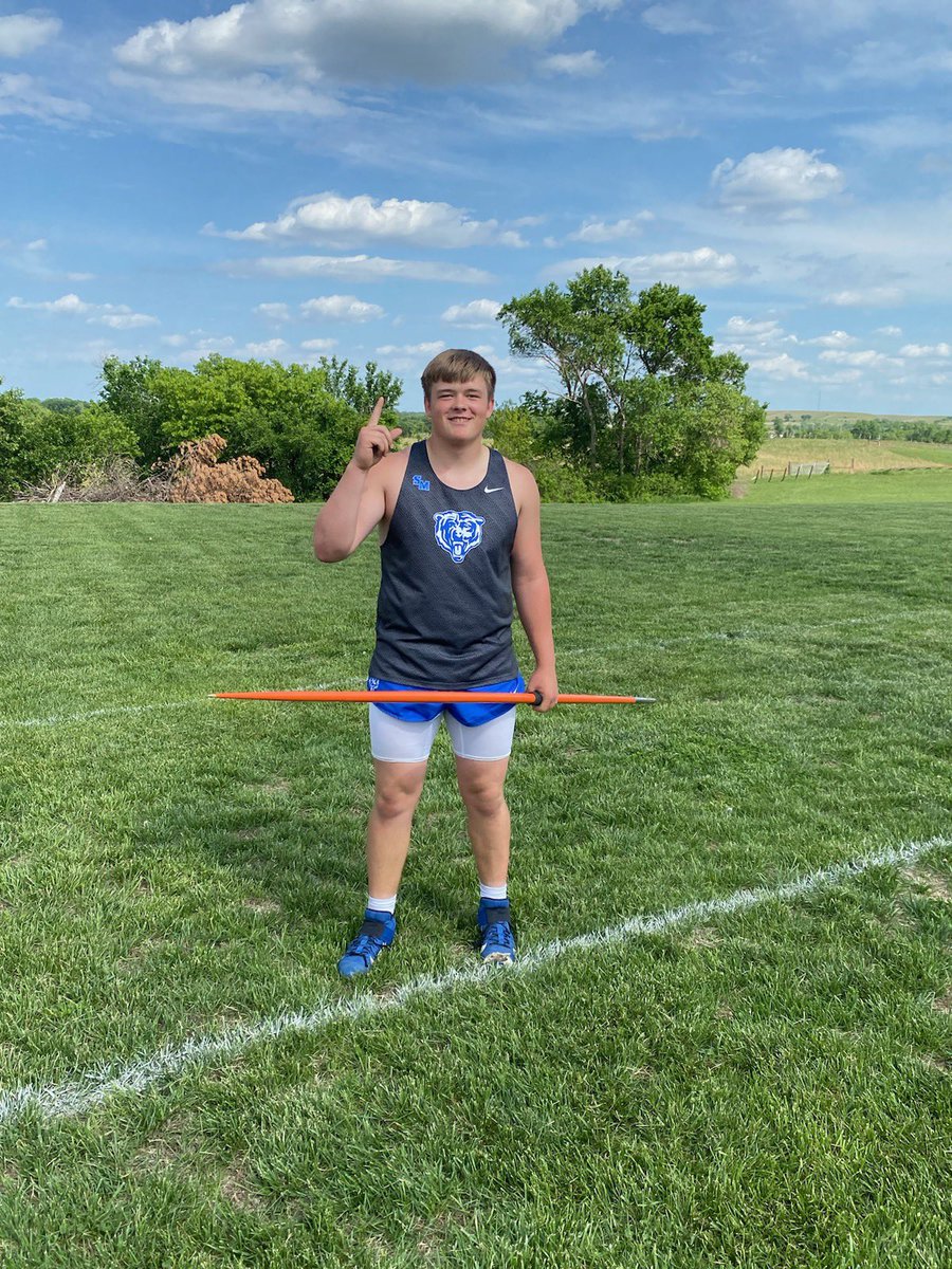 DeiterRachel's tweet photo. @JoshDeiter68 Regional Triple Crown!! Gold in Shot put, Javelin, and Discus!! We couldn’t be more proud! 🥇🥇🥇 https://t.co/85kVe3wExj