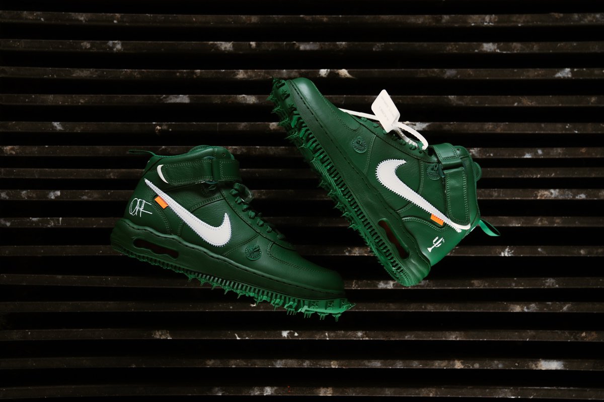 SNKR_TWITR on Twitter "RT x_juanwilson Painting midsoles is tricky