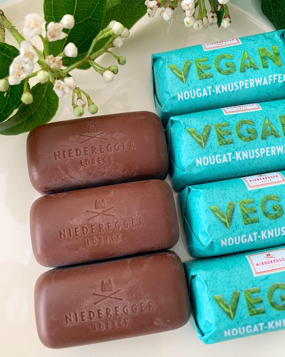 KillingBdesigns's tweet photo. Be sure to check out @VeganTownUK for sensational international imported (and domestic!) vegan chocolates… like these diminutive green rectangles which are out of this world! @Niederegger_UK #vegantown #veganchocolate #ditchdairy #gocrueltyfree #protectcows 🩷 🐄 🌱 💚 https://t.co/cCOKISQeDi