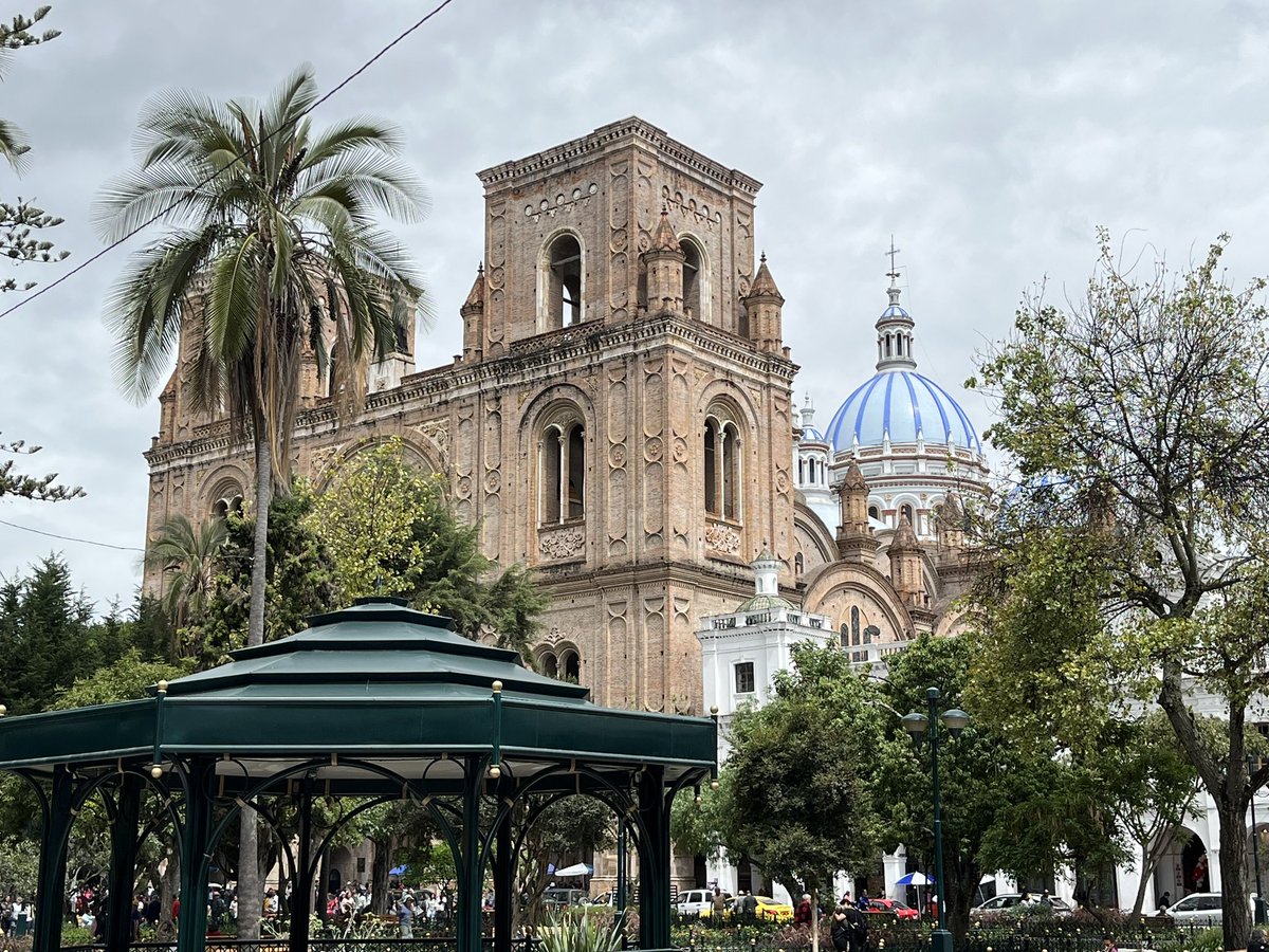 It’s been a while since I’ve posted some pics. We have had a nice couple of days in Cuenca, we still have 1 more before we make the trek to the border of Peru!
Here are some pics from the last couple of days. https://t.co/c1RZ6zFMKw