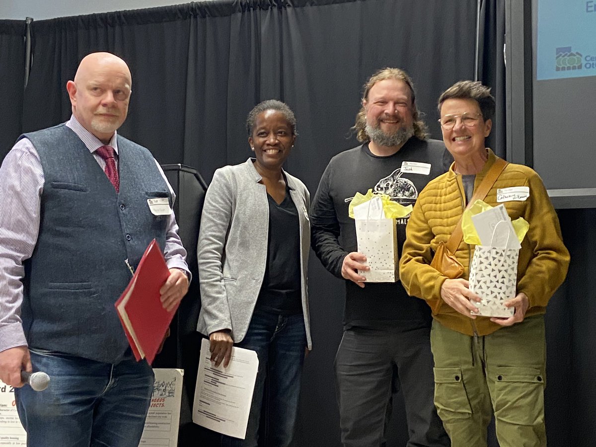 SullivanRay's tweet photo. The good folks at @CCOChousing present lifetime memberships to @JoshBueckert and Catherine McKenney with lifetime memberships. ♥️ housers https://t.co/dt1XNJdTMy