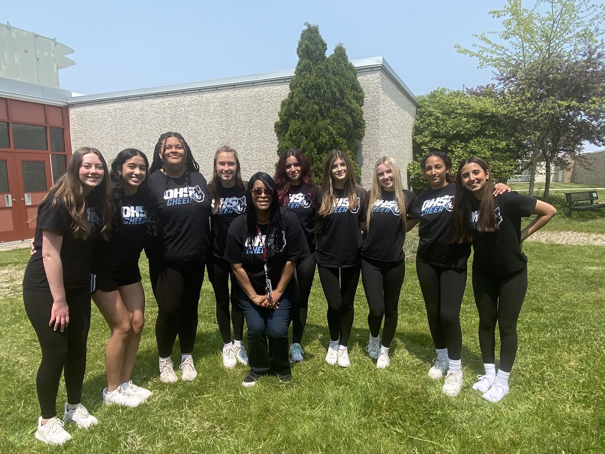 OkemosCheer's tweet photo. The Okemos Cheerleaders had their annual Cheer Performance and Recruitment trip today at Chippewa MS. The girls did a great job, and we had a great crowd, and lots of Newbies interested in becoming cheerleaders! Community Outreach is what it is all about! https://t.co/TK3mfaOUCs