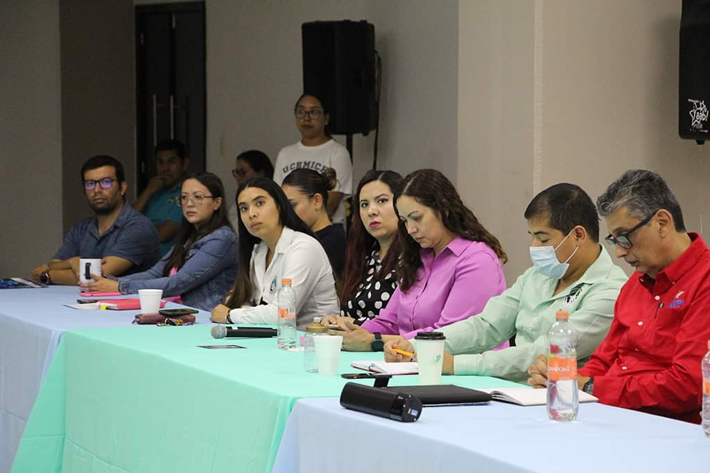 Universidad de la Ciénega del Estado de Michoacán tweet media