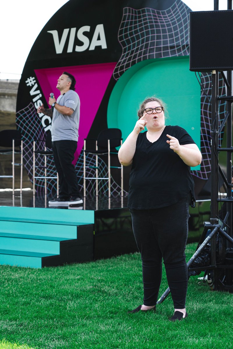 Field day w/ <a href="/livehiped/">GentleTornado❤️🌪</a> &amp; one of the few MVP's of <a href="/veecon/">VeeCon</a> <a href="/veefriends/">VeeFriends</a> <a href="/garyvee/">Gary Vaynerchuk</a> 
#VeeCon2023 #veecon