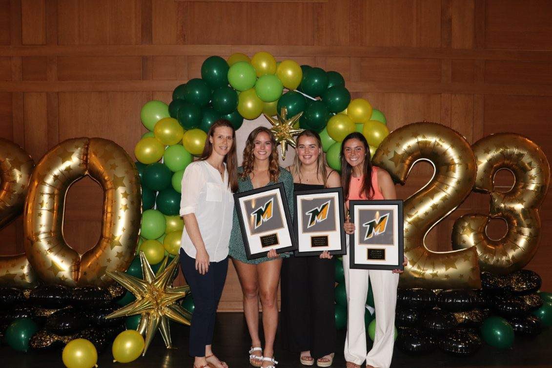 McDaniel_WSOC's tweet photo. Four years until Forever #gtsforever https://t.co/bmziXtYXnp