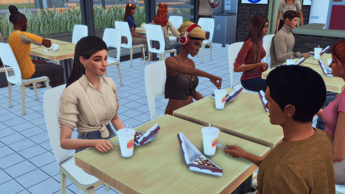 So jealous of my Sims.. #sims4 #Sims4Cc #sims4ccfinds #sims4customfood #sims4dineout