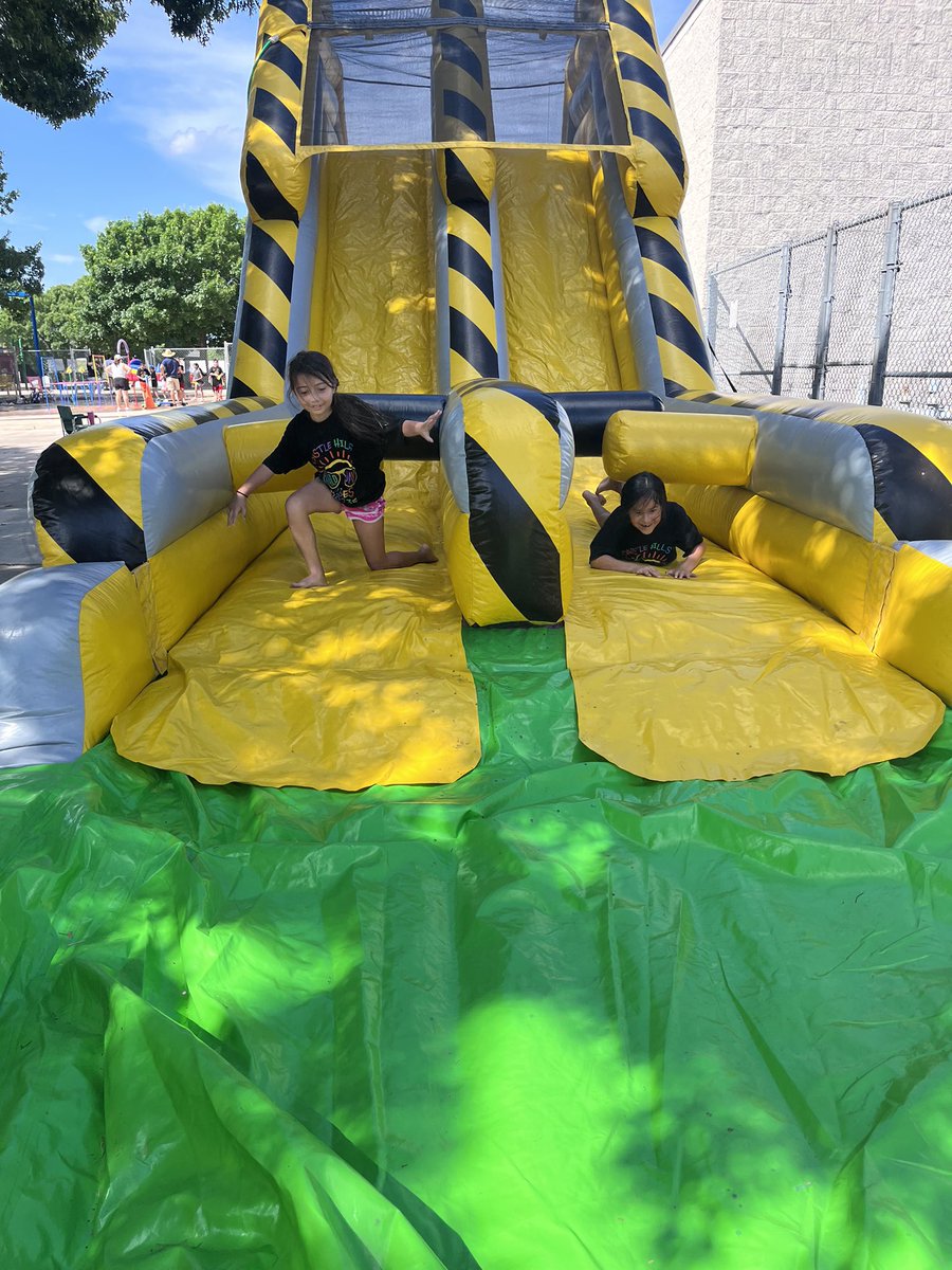 CastleHillsLib's tweet photo. Castle Hills celebrates Mental Health Awareness Day by playing outside!! #castlehillsfieldday2023 @NEISD https://t.co/OCwMGdhM17
