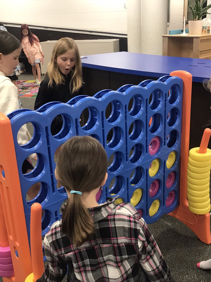 JES Media Center tweet media