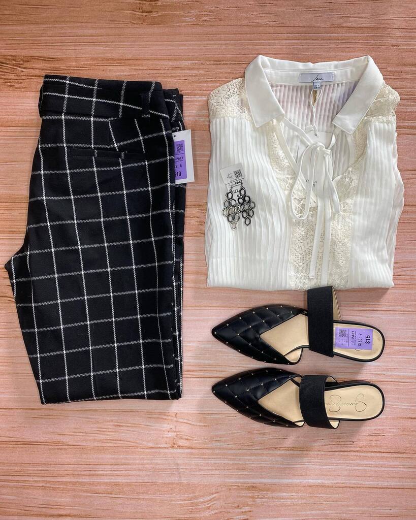 Todays OOTD is perfect for the office! Come check out what other professional wear we offer!!🫶 instagr.am/p/CsZytO2r9q4/