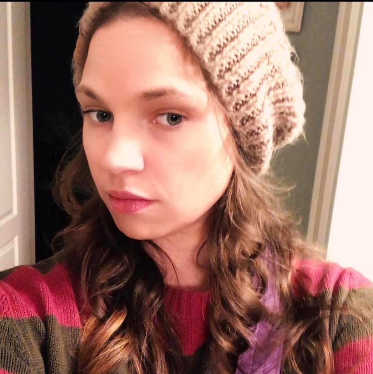 MsAshBash420's tweet photo. QT a photo of you wearing a hat. https://t.co/8kVihHImyX