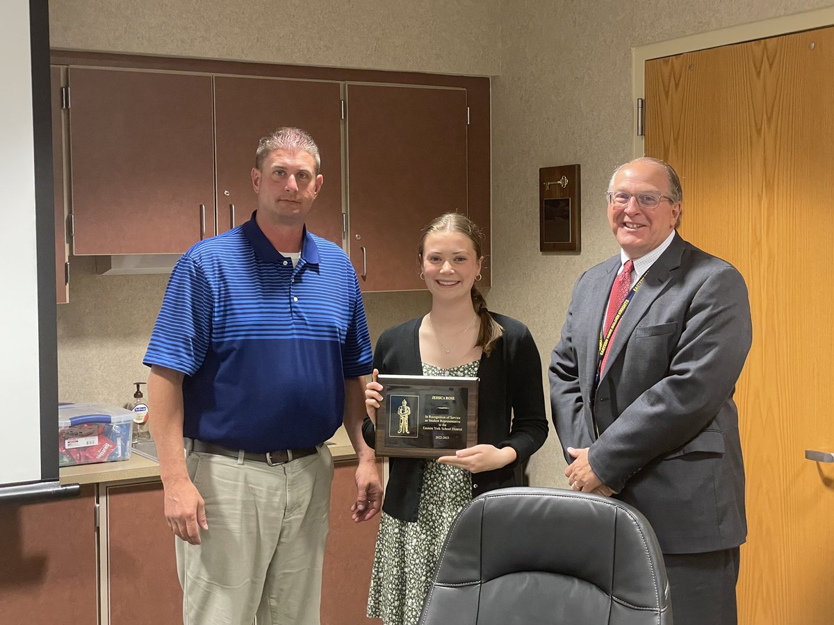 Congratulations to the EYHS 22-23 School
Board Reps for a job well done this year. We are proud of you!