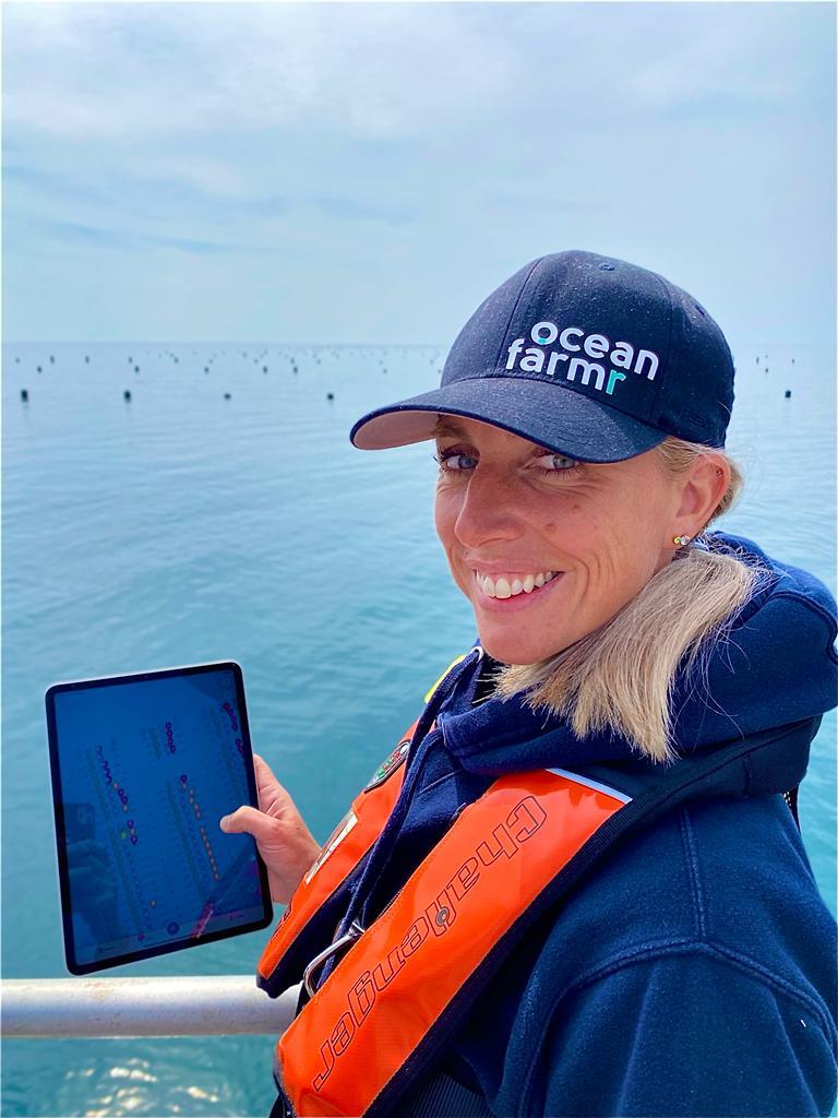 oceanfarmr_'s tweet photo. Loving seeing the @OffshoreShell team utilise the app for their MASSIVE farm operations! 
Sarah from the team looking great while updating and checking their crop.

#fintech #farmtech #aquaculture #OurOcean #oceanfarming #blueeconomy #impactinvesting #shellfish4climate https://t.co/SQfQPIsfmZ