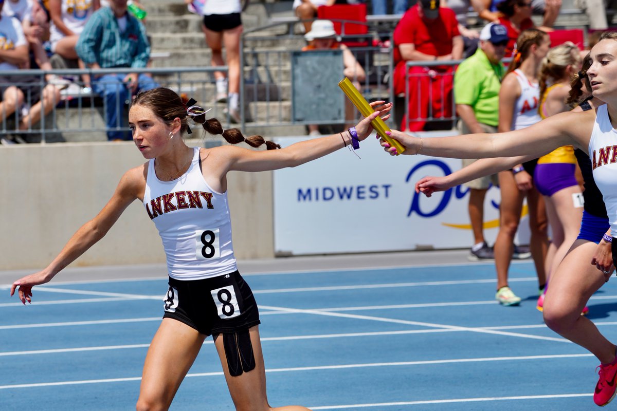 djteach tweet media