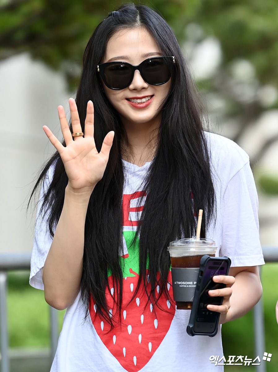 윈터얼트 tweet media