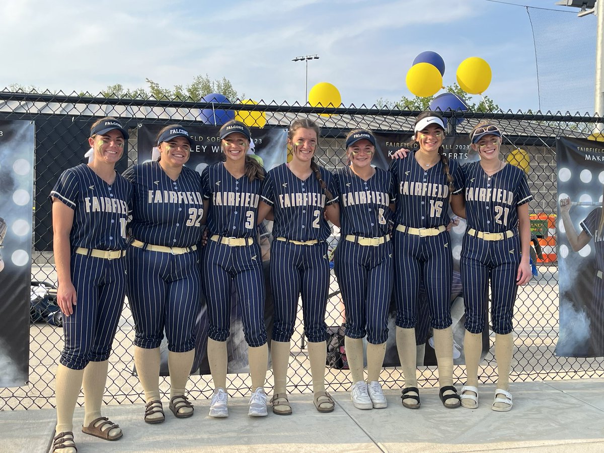 fjshs_sball's tweet photo. Celebrated our 7 seniors tonight with a big win against West Noble 14-1. Class of 2023 you will be missed! @Katrinaroberts0 @makennarsteele @ava_bontrager @black_ameliaa @makculp @baileywillard32 https://t.co/yfpBW52eiP
