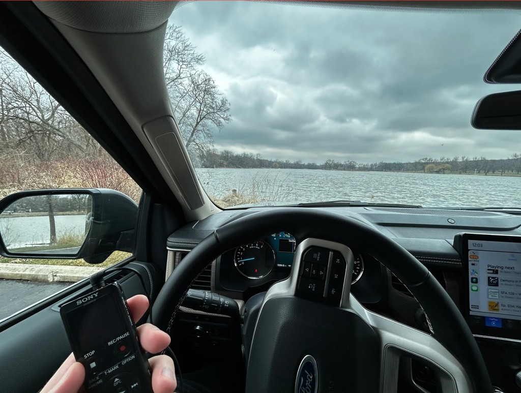 Marcus_writes's tweet photo. It's Thoughts Thursday! Today's blog post is about my "Mobile Office." What do you think?

https://t.co/gLEoHbgWtP https://t.co/1RrxhFEByL https://t.co/XG1RotGrdH