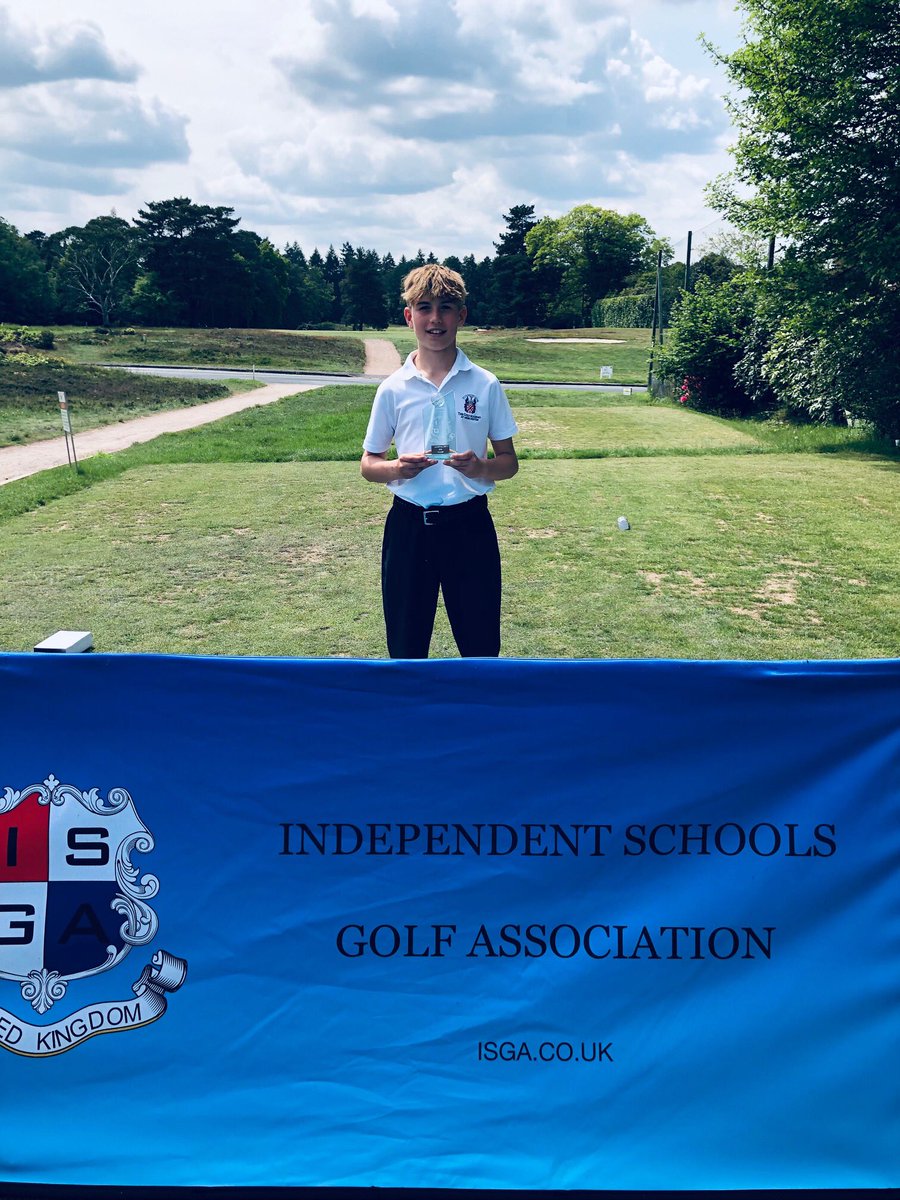 Merchiston Golf Academy tweet media