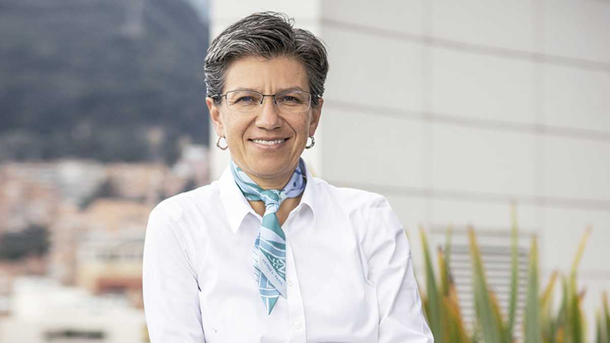 eleccionescolom's tweet photo. #ATENCION 
En segunda vuelta a la Presidencia de Colombia por quién votaría?

🔁 Claudia López @ClaudiaLopez
♥️ German Vargas Lleras @German_Vargas

No olvides seguirnos 😉 https://t.co/uls0xEP12g