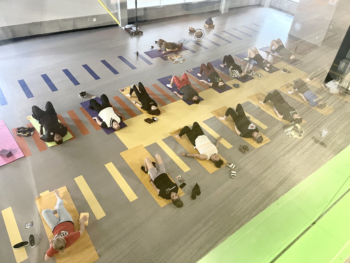 Completely KIDS tweet media