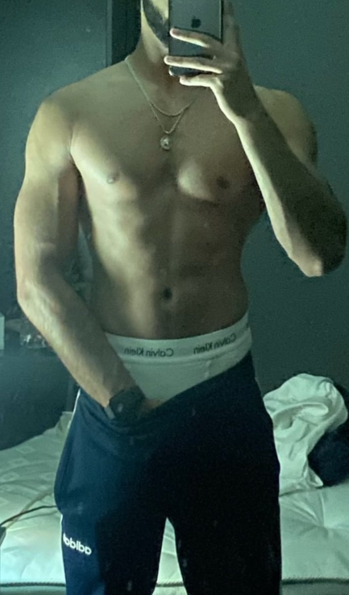 DL East London tweet media