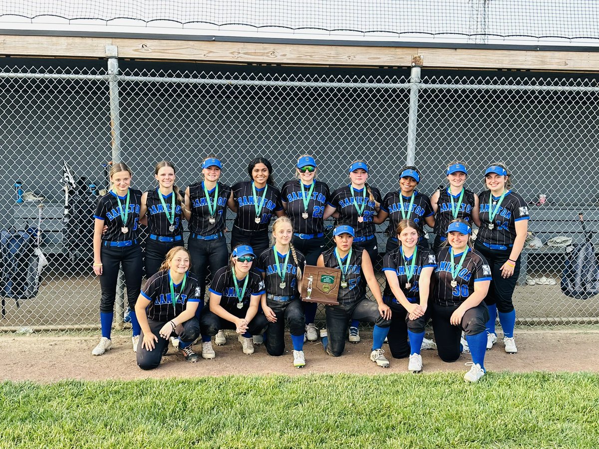HHSBigBlueAD's tweet photo. So proud of this team. Team competed and battled every single pitch. Hamilton finished the season as district runner up,  losing in extra innings 1-0 to Lebanon. Thank you seniors, team, Coach Heckman &amp; his staff. Congrats on a great season. https://t.co/NFUfZUW1JW