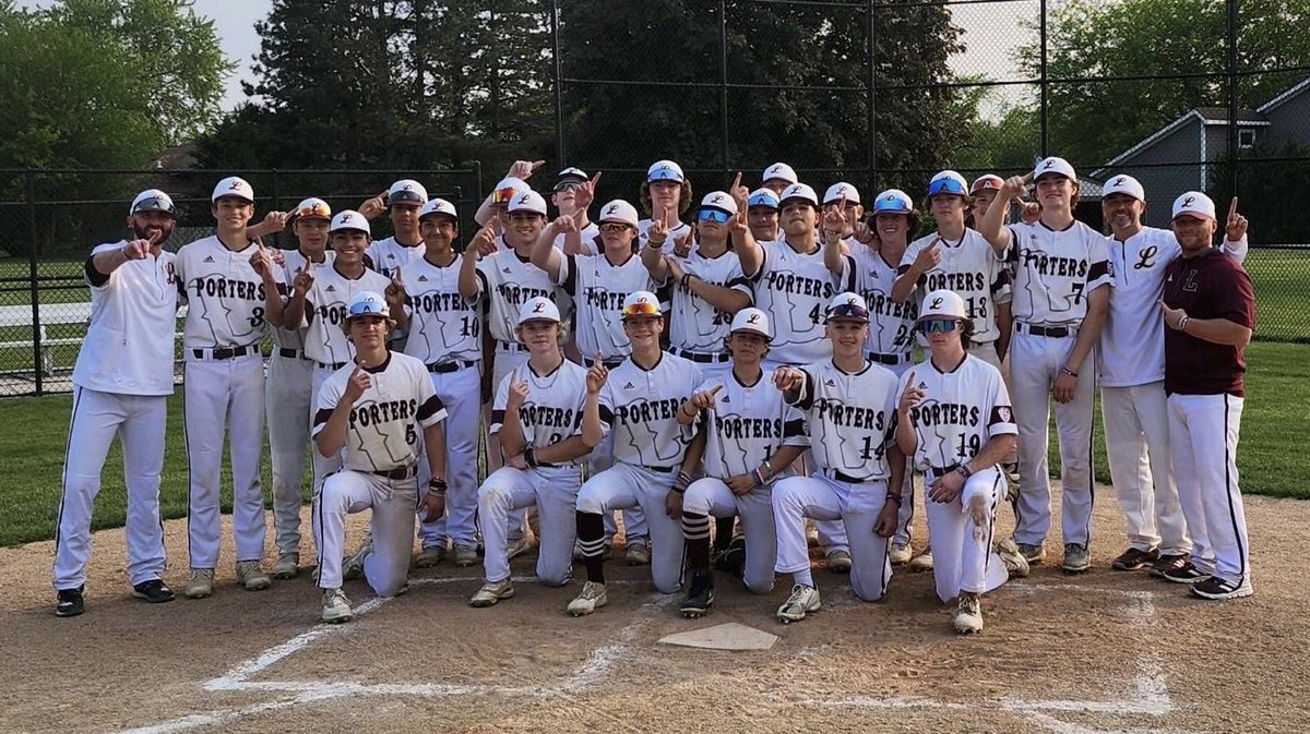 PorterBaseball's tweet photo. Both lower levels picked up victories over Bolingbrook today. Special shout-out to the Freshmen team as they put their stamp on the SWSC Blue title today! Great work men! #PorterPride https://t.co/nf16xXsDEq