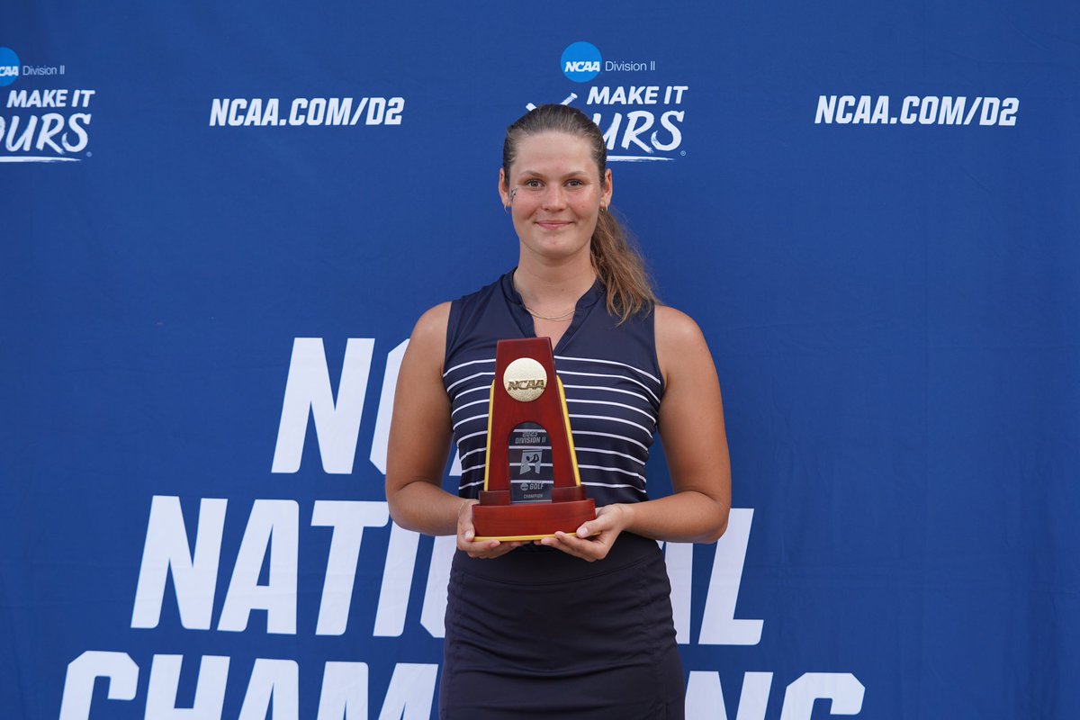 OLIVIA GRØNBORG IS THE NATIONAL CHAMPION! 

Grønborg finishes the NCAA National Championship going (-6) and earns WGCA Freshman of the Year Honors 

#HungryForMore