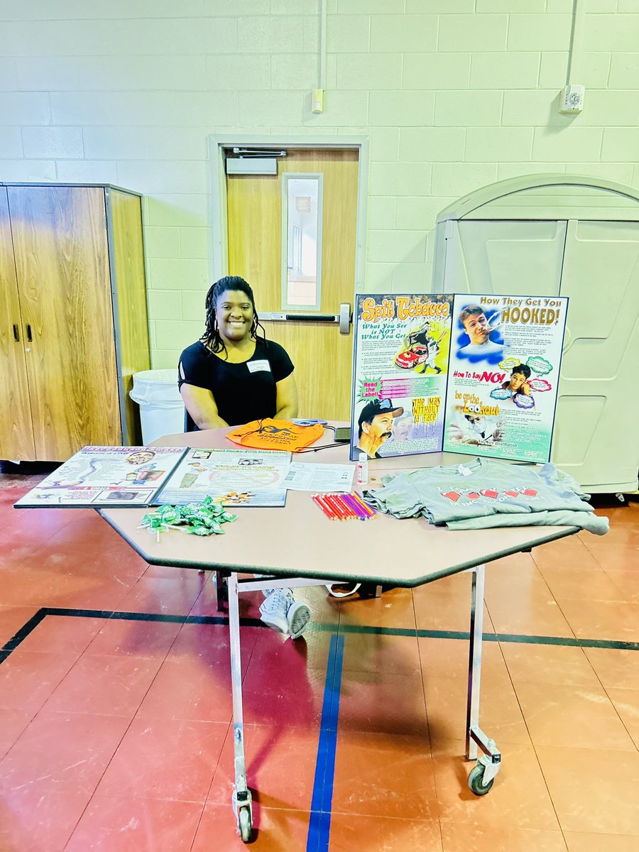 WRS_MSFarray's tweet photo. @AAMilneES Heath Fair was a success! Thanks to all the providers who came out and shared resources and great information to our parents, community, and staff. @PrincipalBJohns @BreauxWeston @HoustonHealth @GirlsOnTheRun5K https://t.co/WVy8pAdcIU