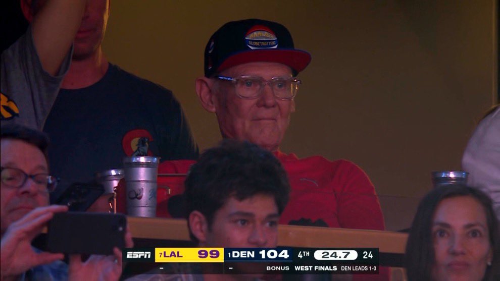 Thanks to everyone who shared this pic w me!! Special night for me being back in the old Pepsi Center. ❤️

I’ve loved Joker for a while and have come to love this Nuggets team. Nothing would make me happier than seeing them win the whole damn thing!! Call me a homer!