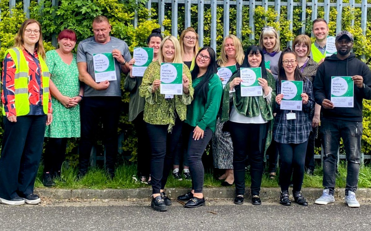 Springwell_SSF's tweet photo. Staff 'wear it green' across @springwellLC to celebrate and raise awareness on World Mental Health Day.
#WearItGreenDay #anxiety #differencemakers https://t.co/RtQ6APbrs4