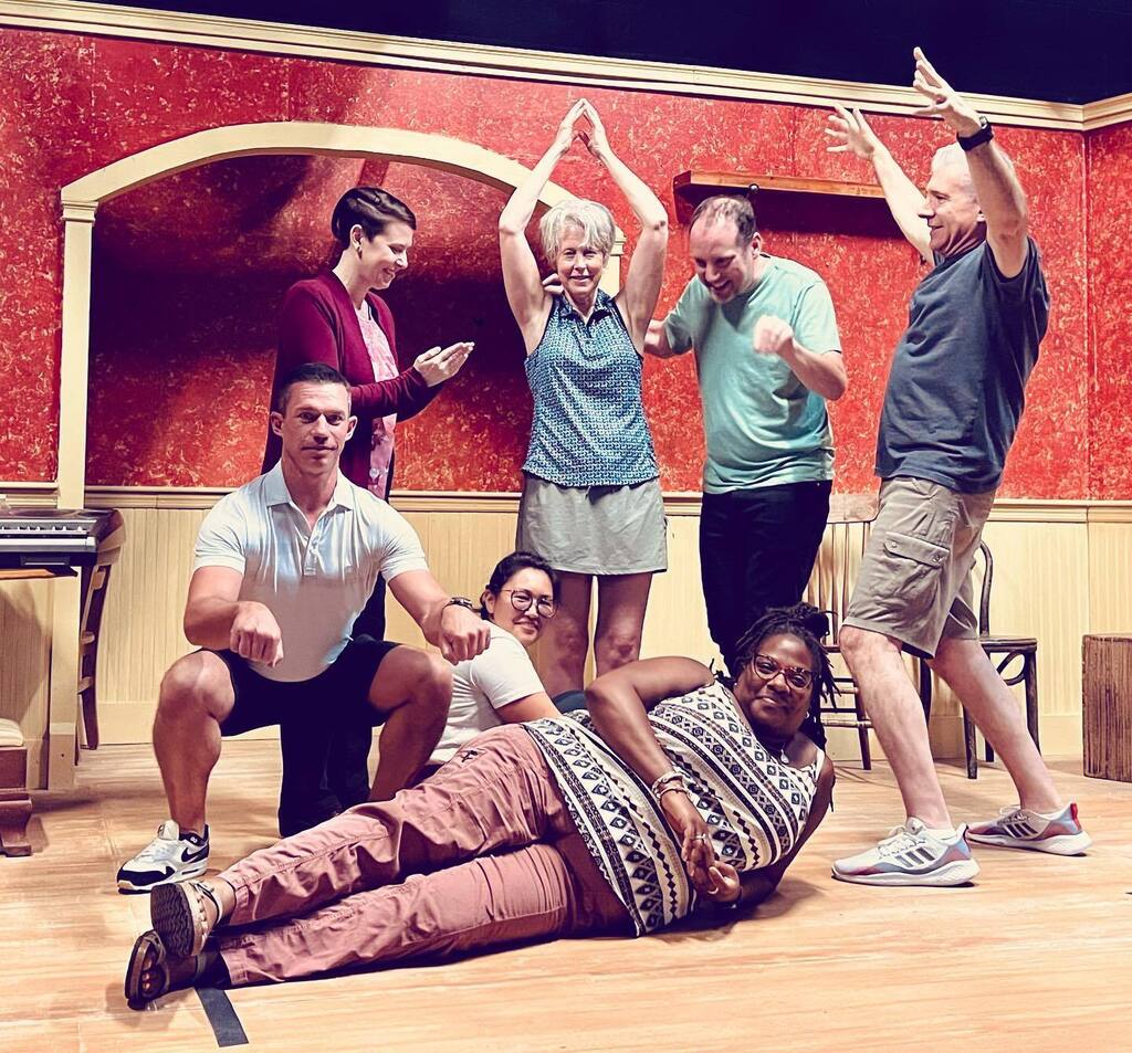 amyadventurepro's tweet image. Level 2 Improv kicked off this evening @limelightstaug with students examining the difference between acceptance vs. agreement. Just because we accept someone’s reality doesn’t mean we agree with it - on or off the stage.
.
.
.
#improv #improvclass #impr… ift.tt/Cw7vOQo