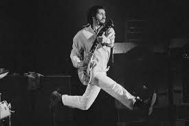 crockpics's tweet photo. Happy 78th Birthday to Pete Townshend, born this day in Chiswick, London, United Kingdom. https://t.co/EtstgCk8gI