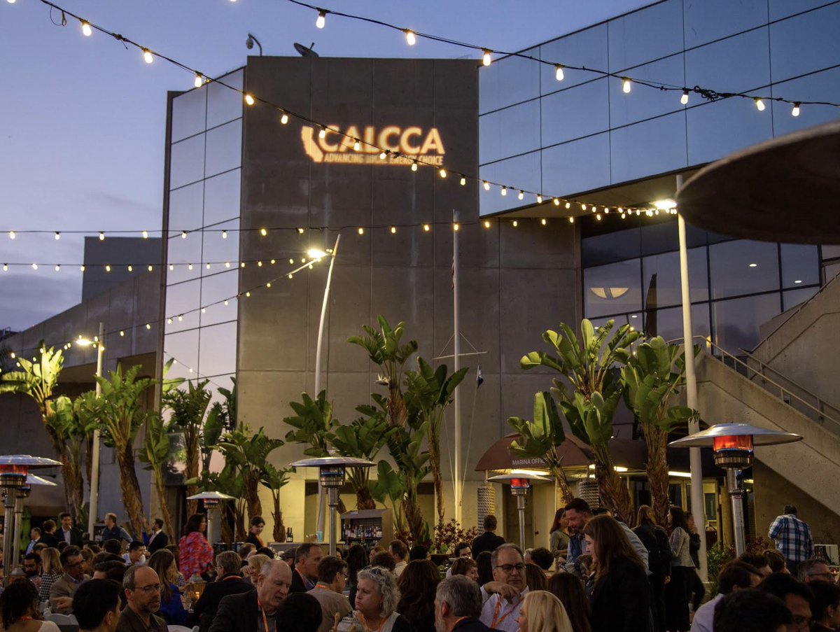 cal_cca's tweet photo. Wrapping up an incredible first full day at the 2023 CalCCA Annual conference with an evening reception, performance, and meal sponsored by @Calpine and Calpine Energy Solutions.  Excited to carry forward the insightful discussions into tomorrow's program! https://t.co/O03m6WqT8y